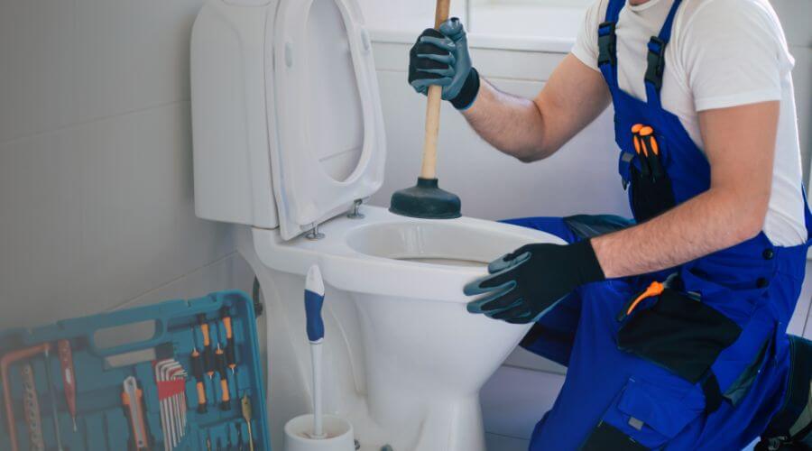 sewer line plumber in La Habra, CA